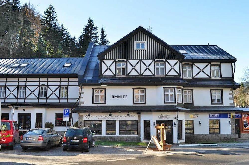 Lomnice Hotel & Restaurant Шпиндлерув-Млин Экстерьер фото